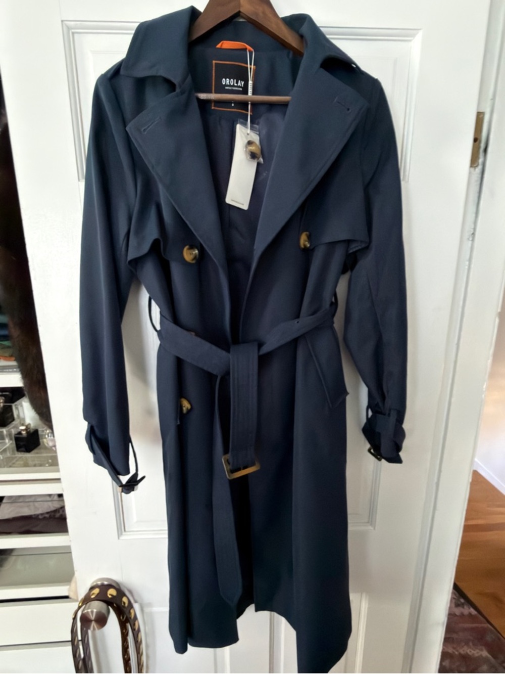Orolay Women's Navy Trench Coat with Belt